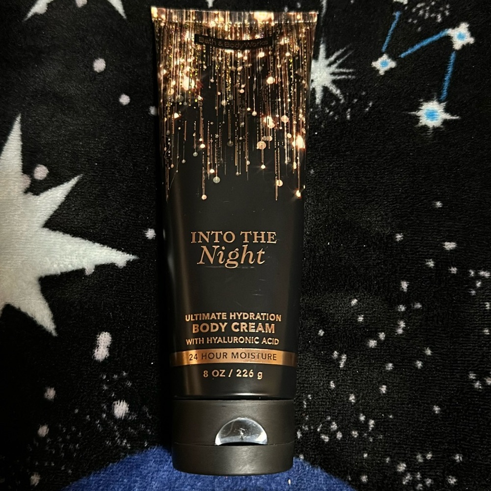 Bath & Body Works Into The Night Body Cream